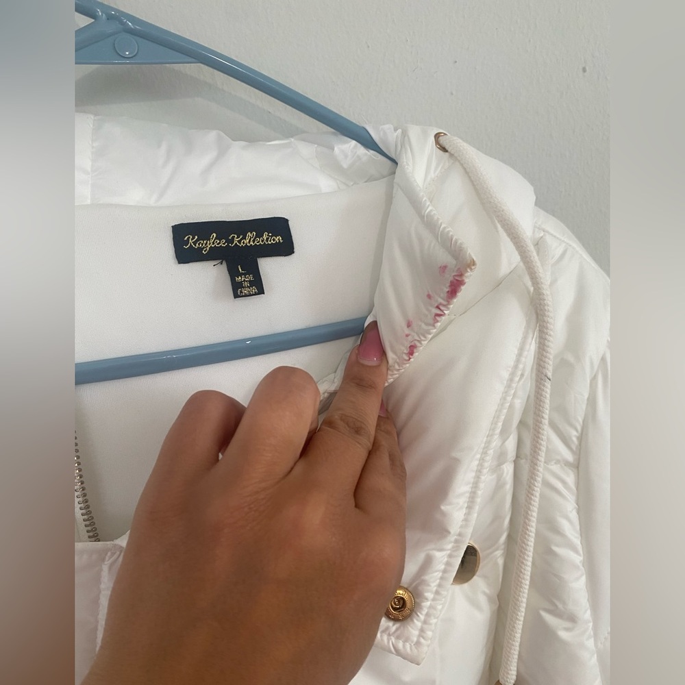 White puffer jacket - Picture 8 of 11